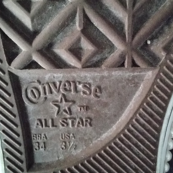 Custom Converse, pearl embellished w/ satin ribbon for laces, cr… - Picture 13 of 15